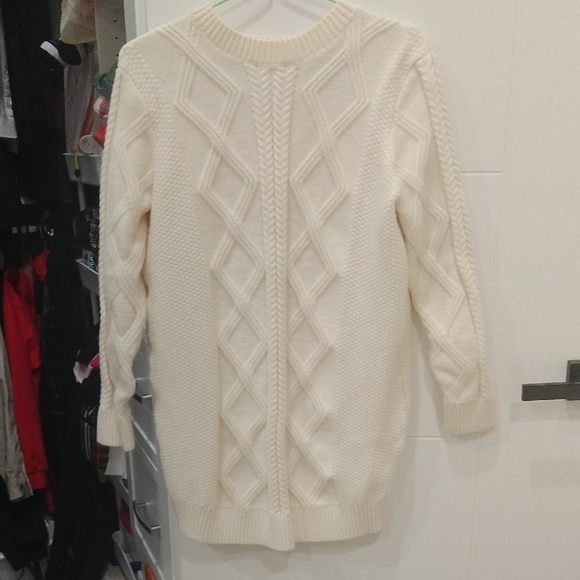Cream Cable Knit Sweater - Picture 2 of 3